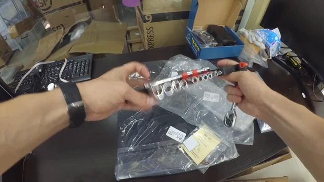 Автосигнализация Tomahawk Tw9010 (Обзор посылки №80924)