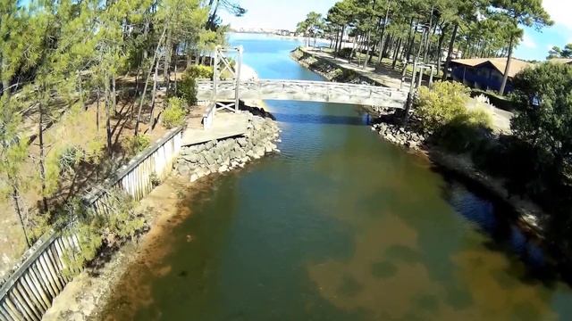 Blade 350 QX3. Embouchure lac de Vieux boucau vue du ciel. смотреть онлайн