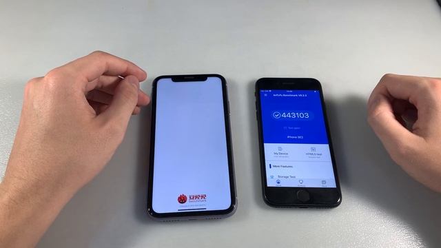 iPhone 11 vs iPhone SE 2020 смотреть онлайн