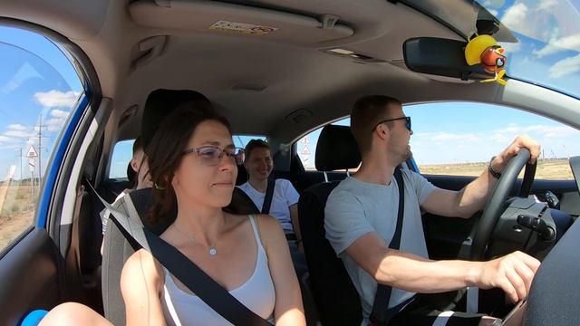 На машине в Дагестан смотреть онлайн