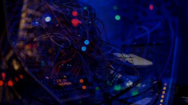 'Shadows' Modular Dub Techno (Eurorack + DeepMind12) смотреть онлайн