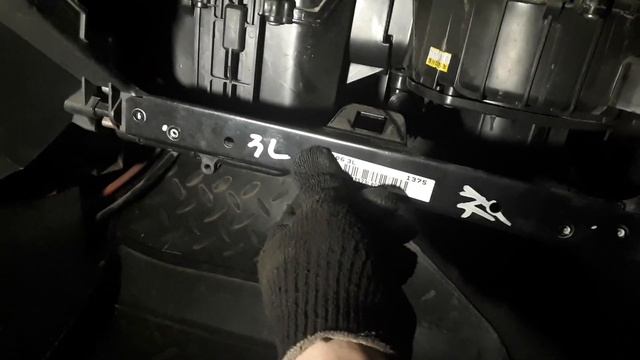 Chevrolet Aveo замена салонного фильтра смотреть онлайн