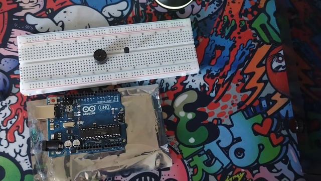 proyecto sensor de temperatura con alarma смотреть онлайн