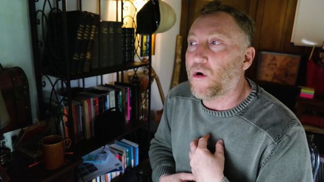 BABYLONIAN GARMENTS | Wearing The Enemy's Clothing (Book of Revelation excerpt) смотреть онлайн