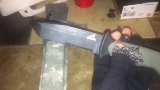 Gerber Prodigy (Fixed Blade Knife Review) смотреть онлайн