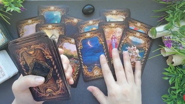 Будущий муж: каким он будет. Онлайн гадание на суженого. Расклад на картах на будущего мужа смотреть онлайн