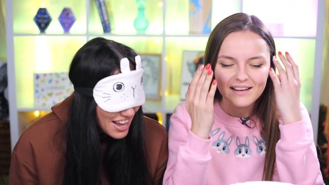 ЧТО У МЕНЯ ВО РТУ?! Любятинка ПРОБУЕТ СТОЛЕТНИЕ ЯЙЦА и ЛИЧИНКИ смотреть онлайн