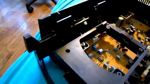 PHILIPS AK630 ремонт и профилактика CD проигрывателя. смотреть онлайн