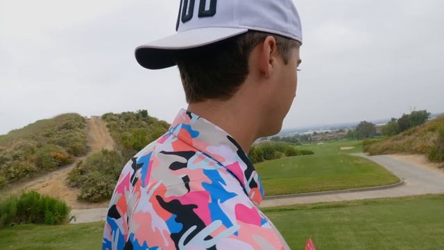We Entered a YouTuber Golf Tournament смотреть онлайн