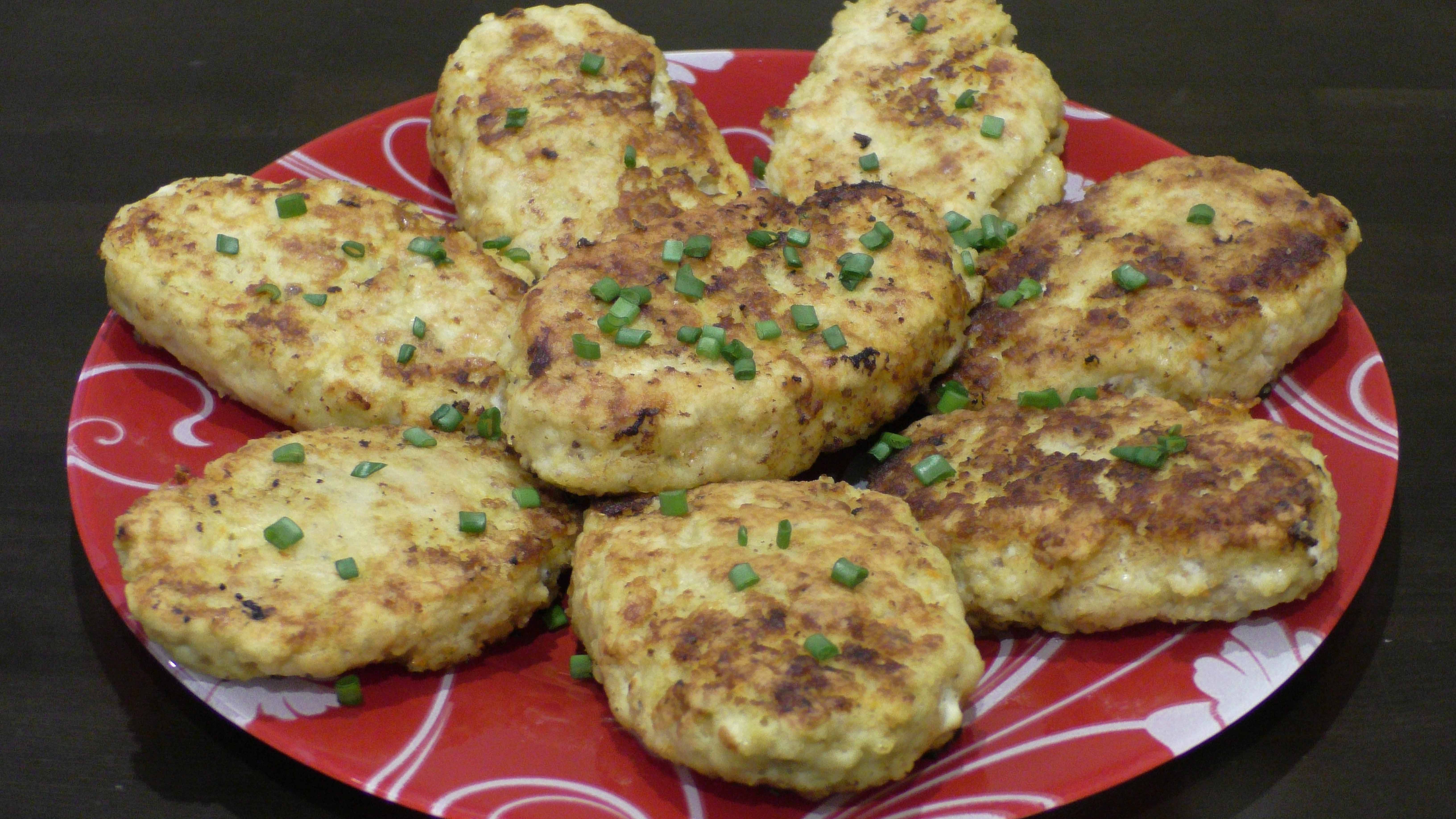 Диетические низкокалорийные котлеты из минтая с овсяными хлопьями очень вкусные и нежные. ПП. смотреть онлайн