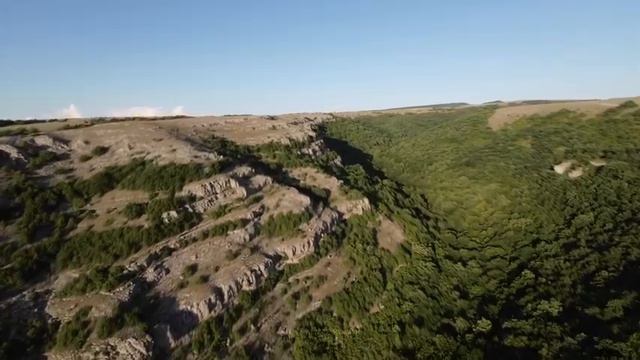 Над горами Крыма