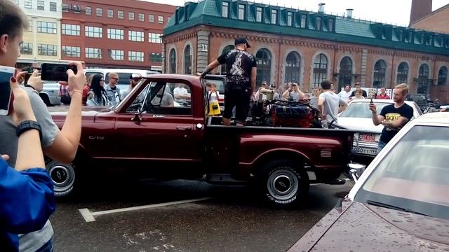 Рев мотора смотреть онлайн