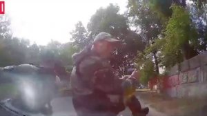 ТЦКашников давят автомобилем