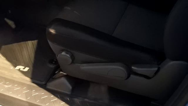 NEW 2012 TOYOTA FJ CRUISER BUG OUT VEHICLE REVIEW PART 1 смотреть онлайн