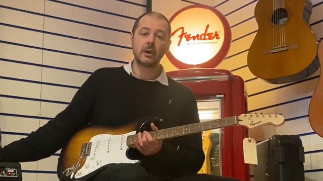 (used) Squier Stratocaster - Rimmers Music смотреть онлайн