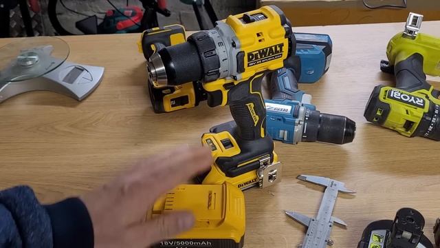 DeWalt DCD800 90NM - TEST