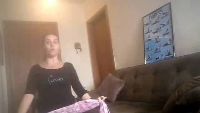 * Alívio de dor na região de dorsal (linha do sutiã) e a melhora da circulação. смотреть онлайн