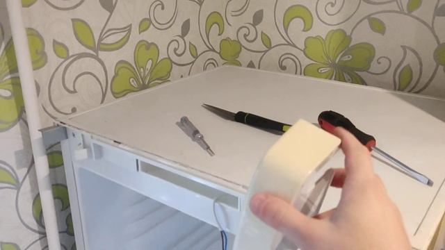 холодильник Бирюса 133 как перевесить дверь#Бирюса 133# как поменять открывание двери#холодильник смотреть онлайн