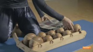 Дополнительные упражнения для пресса, плеч и бедер на роликовом тренажере-массажере Древмасс