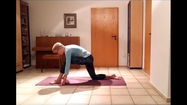 Yoga meets Pilates-Gutes für die Wirbelsäule смотреть онлайн