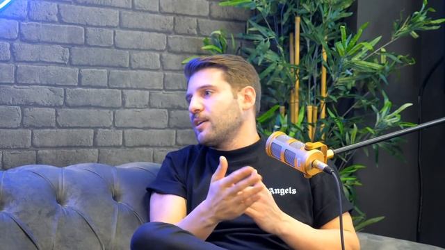 DEVANEIOS c/ WINDOH - Ep. 4 смотреть онлайн