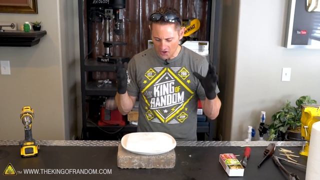 What Does GASOLINE Do To Dry Ice? Can You Really Make A Fire Extinguisher With Gasoline? смотреть онлайн
