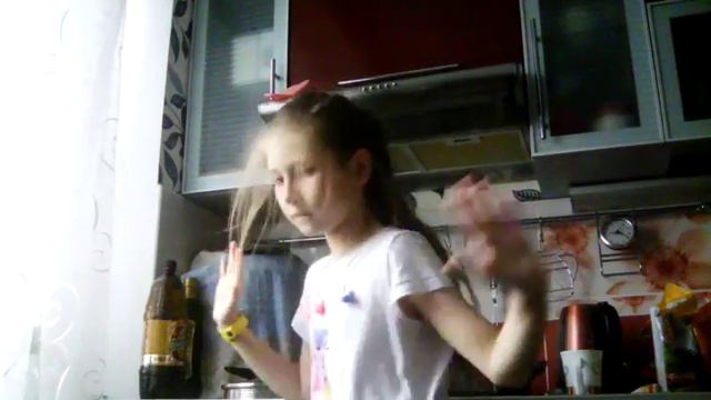 SEREBRO - Между нами любовь (Summer Fun Video) ДИНИ ДУНИ pley. Видео для детей. смотреть онлайн