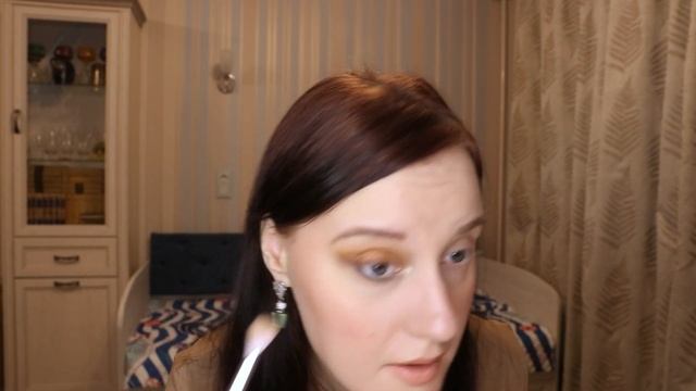 Juvias Place The Nubian 2: макияж и свотчи оттенков смотреть онлайн