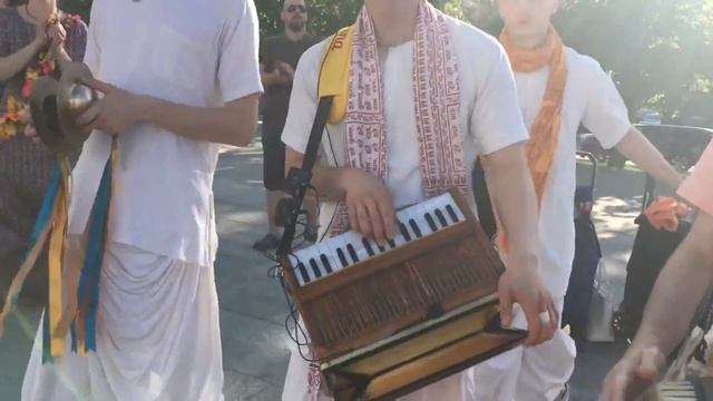 Харинама 3/7 на ст.м. Улица 1905 года 23.05.2018 смотреть онлайн