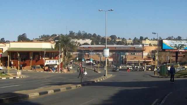 Мбабане - столичный центр королевства Свазиленд и центр одного из его округов - Хохо смотреть онлайн