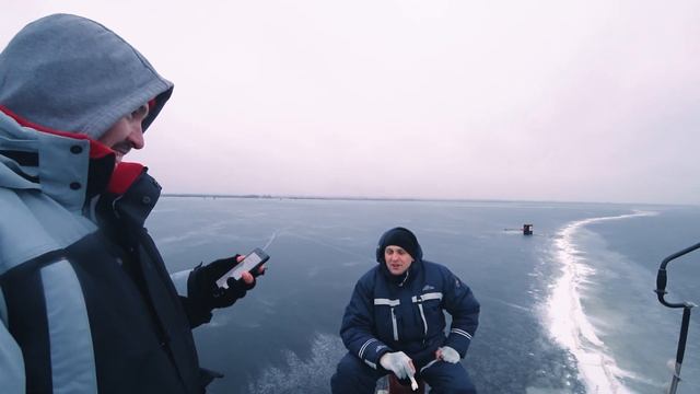 Ловлю рыбу и задаю вопросы рыбакам! смотреть онлайн