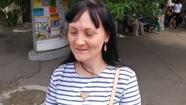 1 июня поздравляли всех детей Красного Луча смотреть онлайн