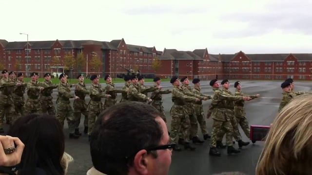 Harrogate AFC passing in parade intake 27 Peninsula Company 17 Platoon JS Scarlett 21st October 201 смотреть онлайн
