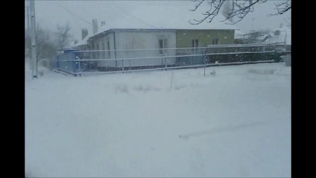 В Мариуполь весной наконец пришла долгожданная зима ! смотреть онлайн