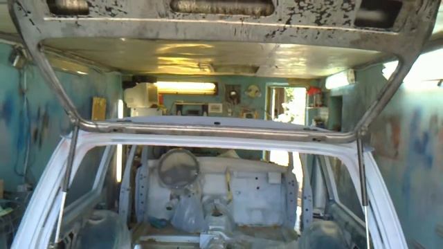 Газовые упоры на Волге-универсале ГАЗ-310221, вместо заводских механизмов смотреть онлайн
