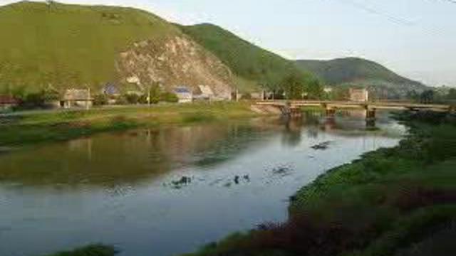 Возле станции Симская.