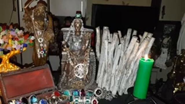 ПРОБУДИТЬ ЭНЕРГИЮ ДЕНЕГ СИЛЬНЫЙ РИТУАЛ ДЛЯ ВСЕХ ВЕДЬМИНА ИЗБА смотреть онлайн