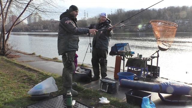 Батл #4 Тмин VS Смесь перцев смотреть онлайн