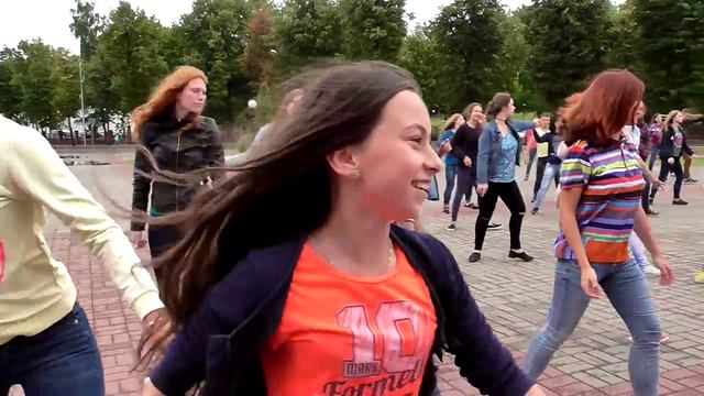 Флешмоб на августовской конференции работников образования  26 августа 2015  г Молодечно