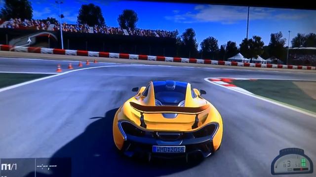 Assetto Corsa vs Pcars на консолях , физика геймпад, Макларен P1 xbox one смотреть онлайн