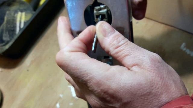 Come si fa a cambiare le lame del seghetto alternativo смотреть онлайн