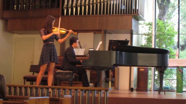 Angel Wong played Concerto in G, Allegro by Mozart смотреть онлайн