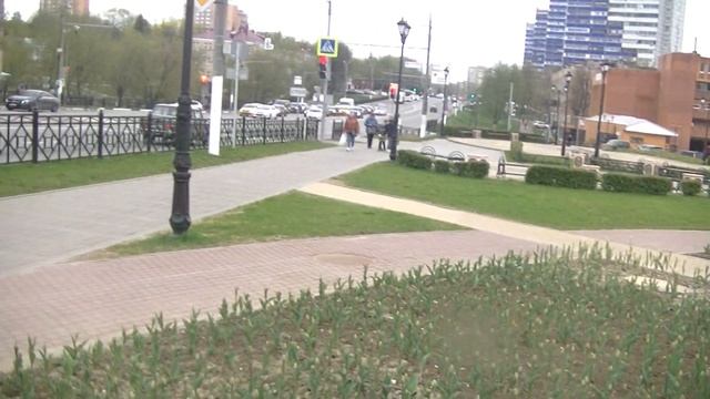 Встречаю жену Ходила в банк делать маникюр. смотреть онлайн