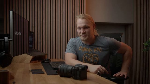Why I Prefer The Canon R5 over the R5C смотреть онлайн