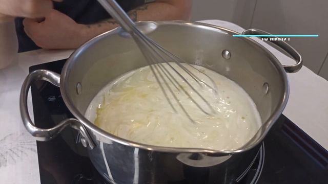 Сгущенка за 15 минут в домашних условиях. Вкус как в детстве 😍 смотреть онлайн