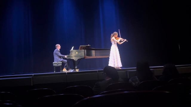 Concerto in D Major, I. Allegro by Franz Anton Hoffmeister Allie Asmus смотреть онлайн