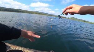 рыбалка с лодки на зимнюю удочку