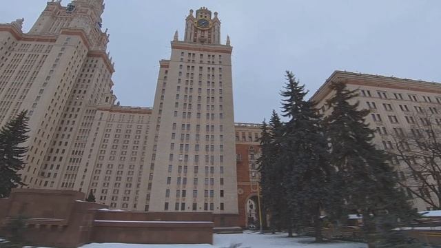 Russia's Biggest University - Moscow State University/МГУ - Вокруг территории