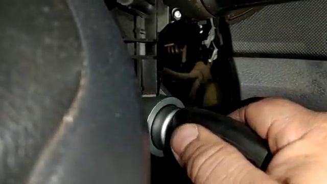 Ремонт замка зажигания Форд Рейнджер 2013 Т6 2,2 смотреть онлайн