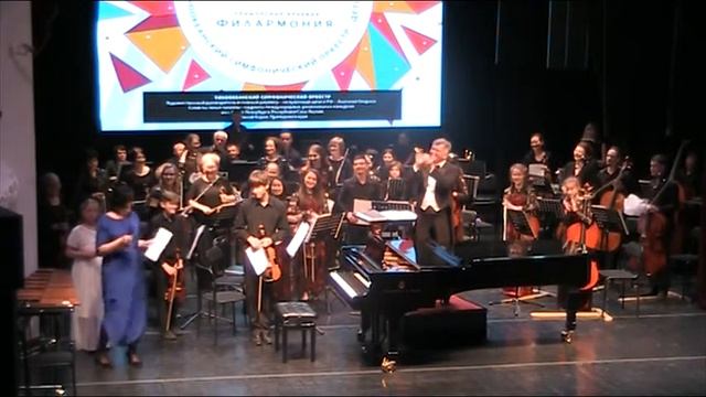Тихоокеанский оркестр и ДМШ №2 "Старые дни рок-н-рола" , ксилофон "Итальянская полька" смотреть онлайн